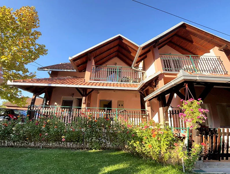 Apartmani Komazec